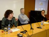 Iolanda Tortajada, directora del DEC, amb Hugh O'Donnell i Enric Castelló, investigadors del projecte.