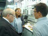 Un moment de la visita a les noves instal·lacions, amb el conseller d'Economia i Coneixement i la secretaria d'Estat d'R+D+I.